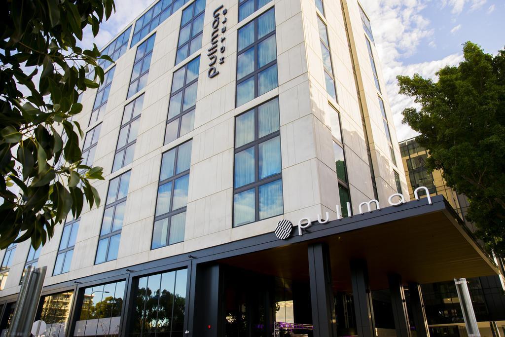 Pullman Sydney Airport Hotel Exterior foto