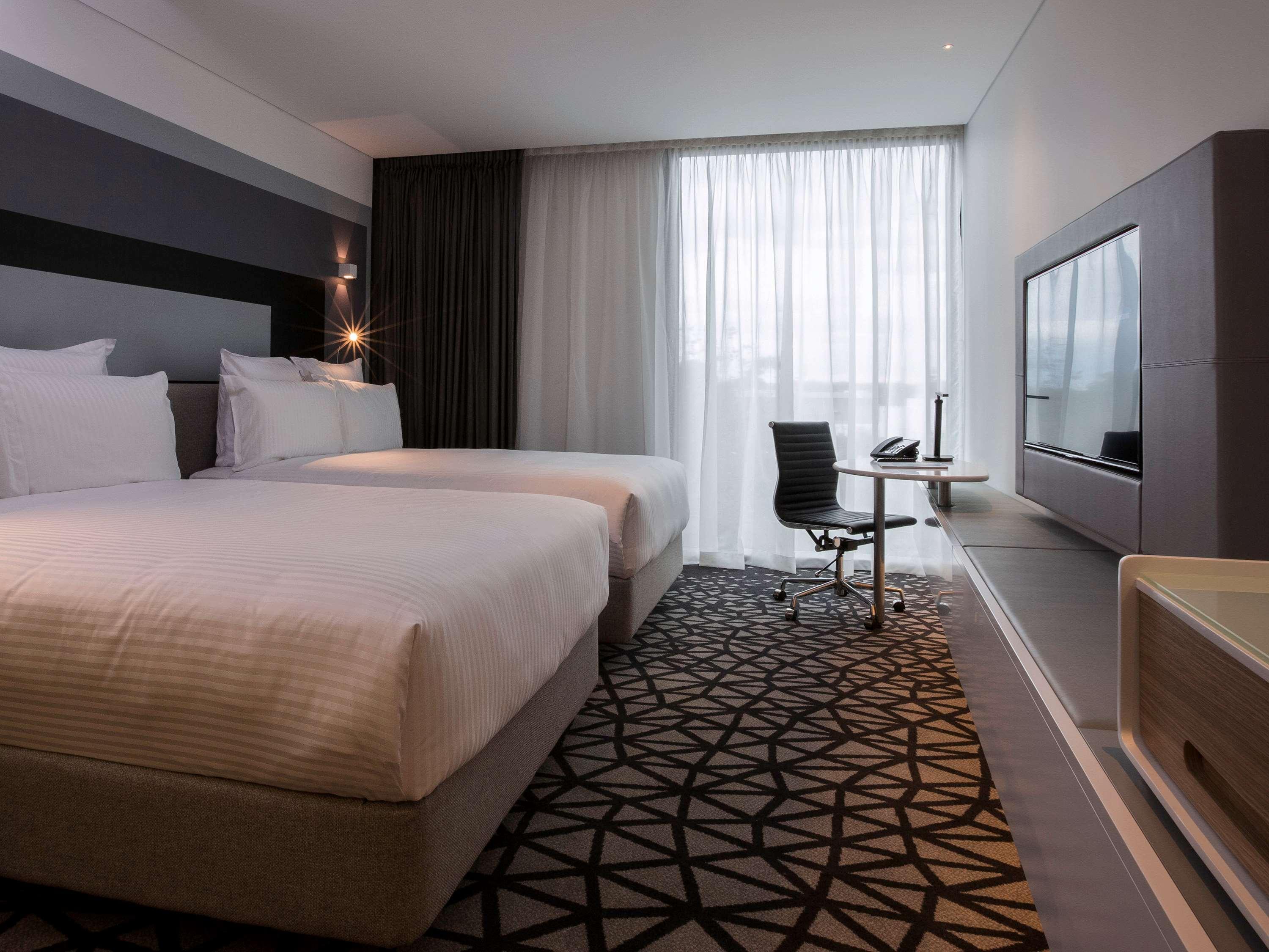 Pullman Sydney Airport Sidney Exterior foto A room at the hotel