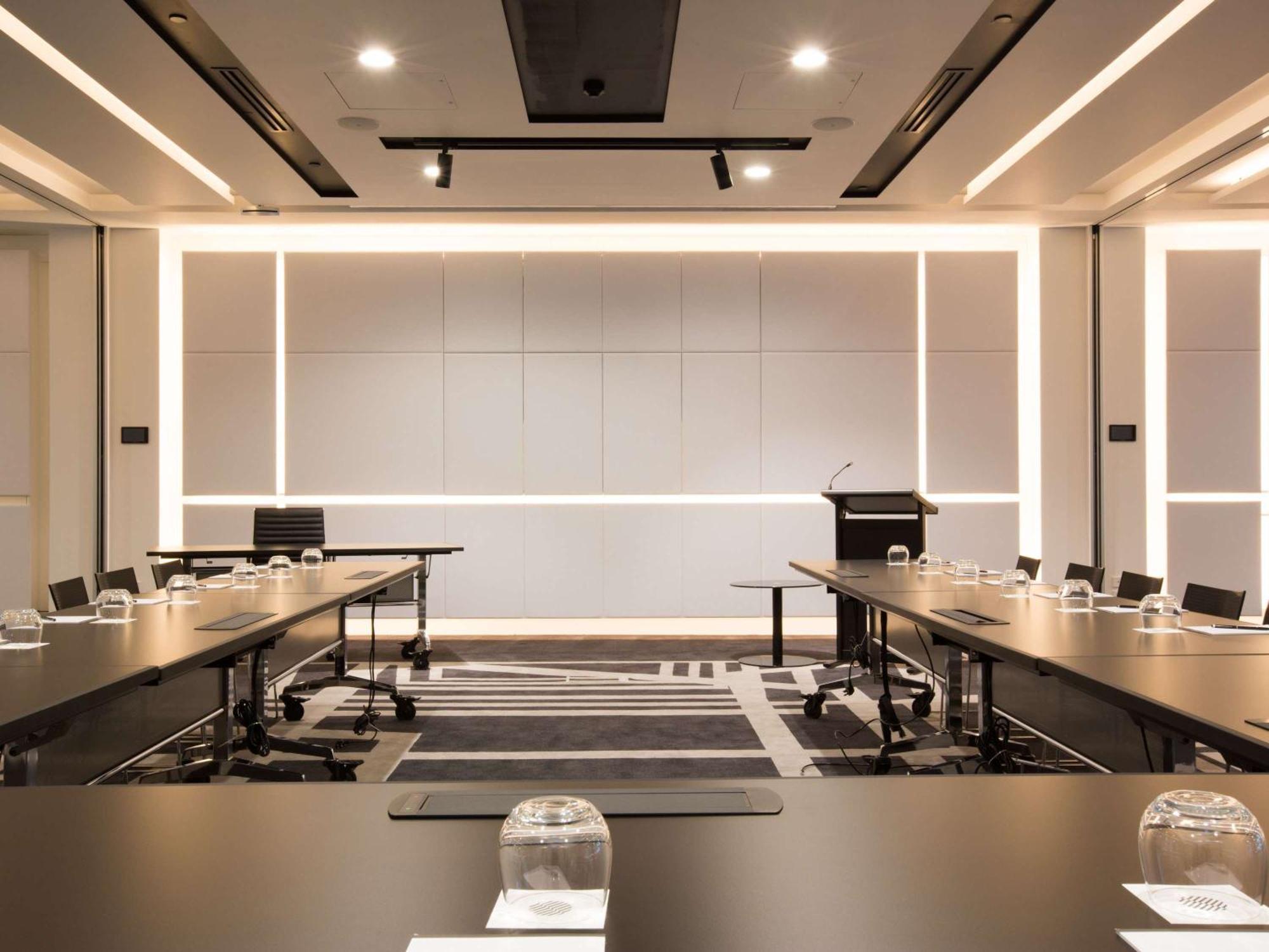 Pullman Sydney Airport Sidney Exterior foto Meeting room